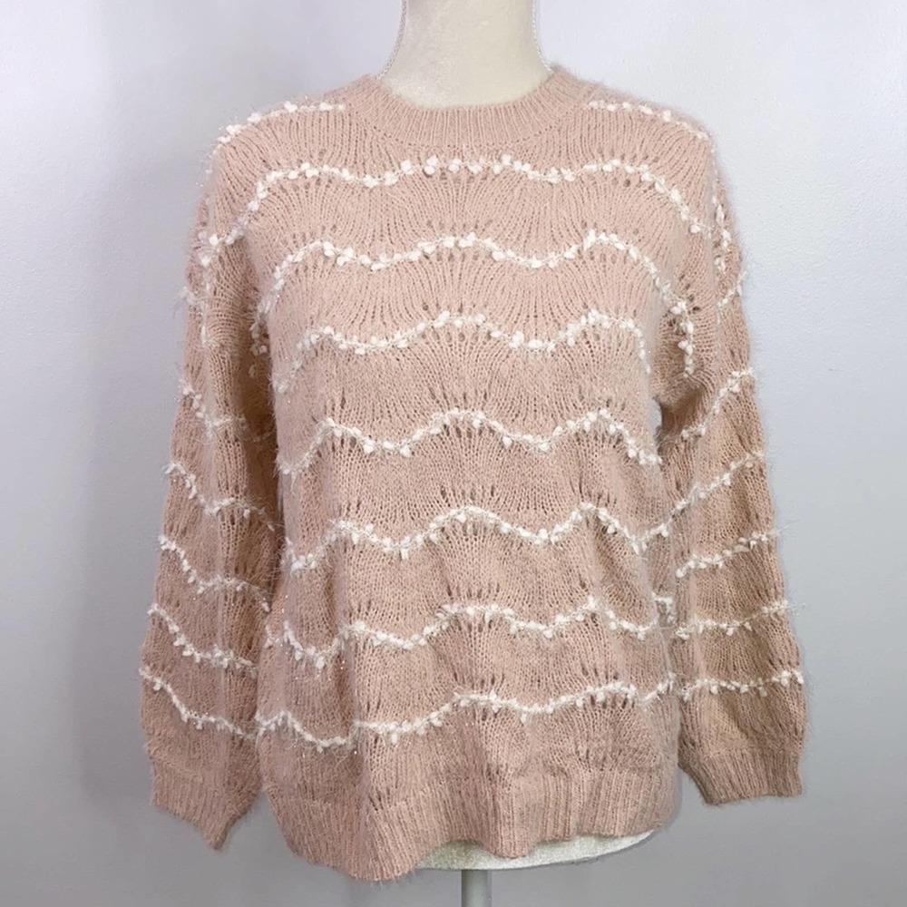 Heartloom blush pink fuzzy soft crew neck sweater size small
